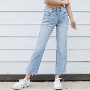 Brandy Melville J Galt Light Wash Mom Jeans